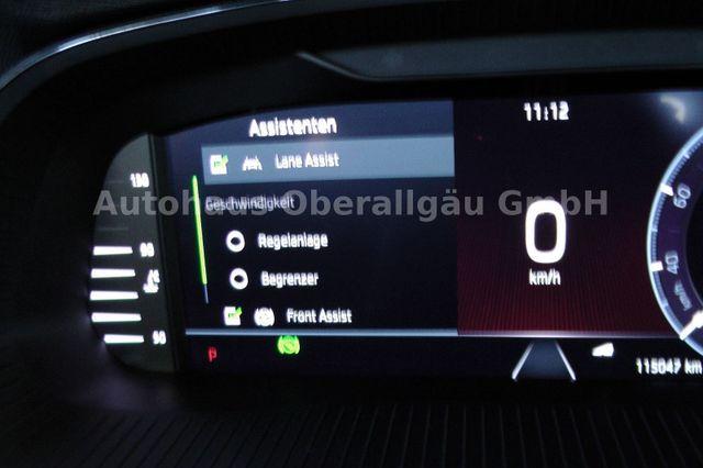Skoda Octavia Combi Scout 4x4*AHK*Standheizung*LED 