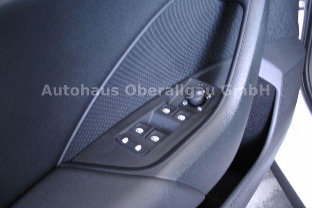 Skoda Octavia Combi Scout 4x4*AHK*Standheizung*LED 