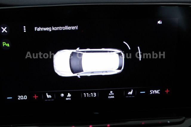 Skoda Octavia Combi Scout 4x4*AHK*Standheizung*LED 
