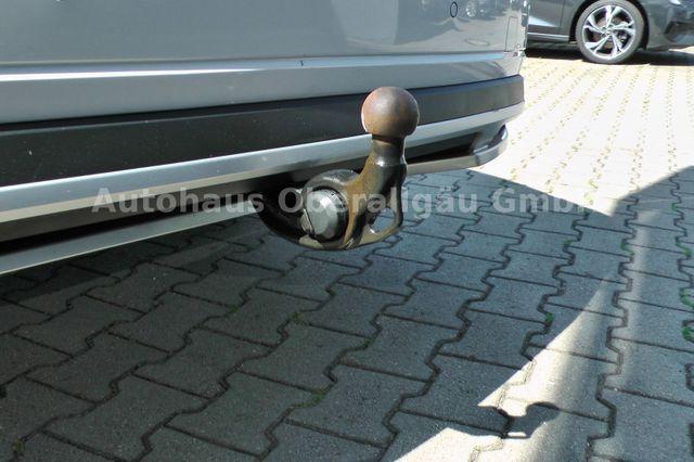 Skoda Octavia Combi Scout 4x4*AHK*Standheizung*LED 