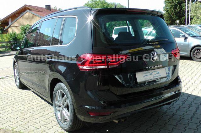 Volkswagen Touran Highline*AHK*ACC*DCC*LED*7-Sitzer 