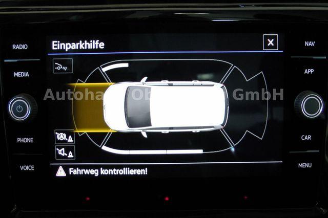 Volkswagen Touran Highline*AHK*ACC*DCC*LED*7-Sitzer 