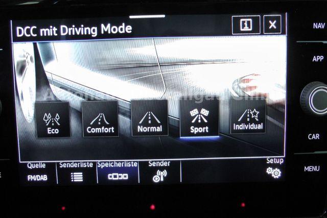 Volkswagen Touran Highline*AHK*ACC*DCC*LED*7-Sitzer 