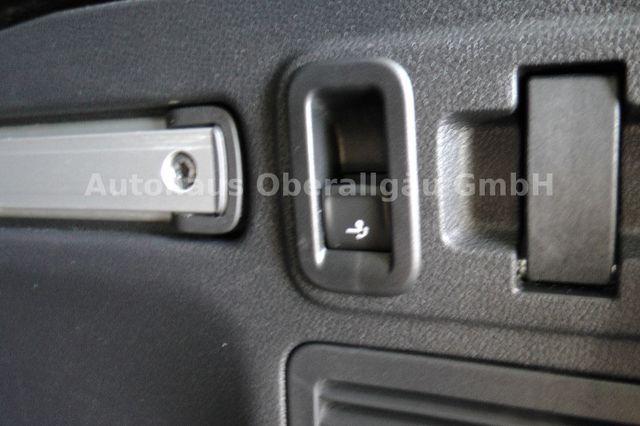 Volkswagen Touran Highline*AHK*ACC*DCC*LED*7-Sitzer 