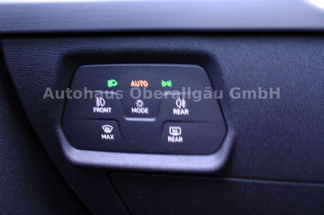 Seat Leon Sportstourer 2.0TDI FR 4Drive*DSG*AHK*LED*Virtual*ALLRAD 