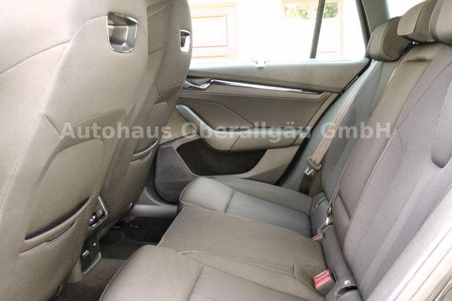 Skoda Octavia Combi Sportline*Standheizung *HUD*LED*AC 