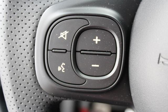 Abarth 695 Rivale 1,4 T-Jet UVP 33.720 Euro, Mahagoni Paket, Skydome Panorama Schiebedach, Beats Soundsystem, Bi Xenon, Uconnect Navi mit 7" Hd-touchscreen, Klimaautomatik uvm. 