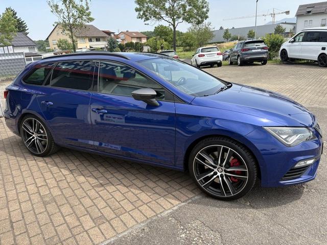 Seat Leon Sportstourer ST 2.0 TSI Start&Stop 4Drive DSG Cupra 300 