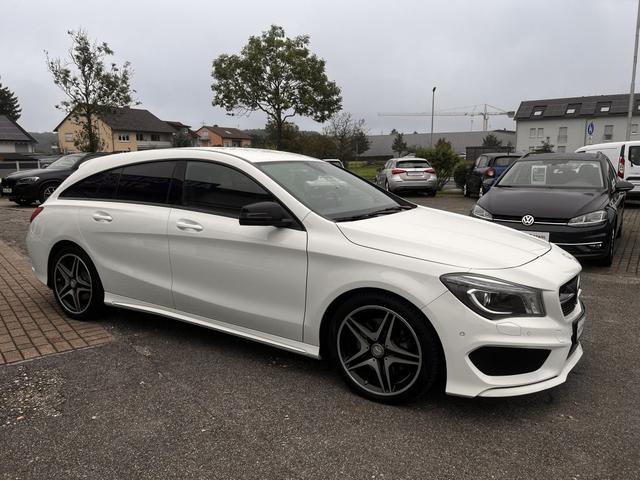Mercedes-Benz CLA Shooting Brake 220 (CDI) d 7G-DCT AMG Line 