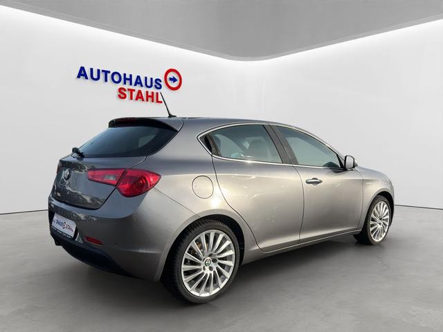 Alfa Romeo Giulietta 1.6 JTDM 16V Turismo 