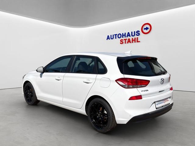Hyundai i30 1.4 YES! 