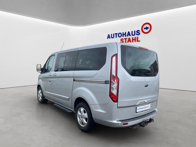 Ford Tourneo Custom 300 L1H1 VA Titanium 