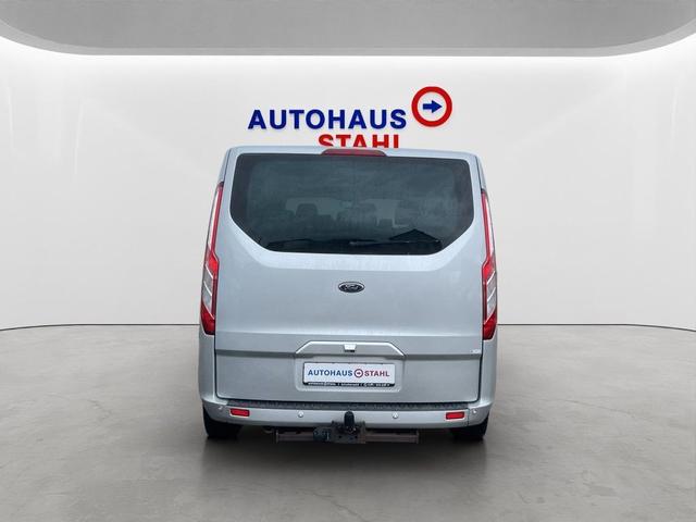 Ford Tourneo Custom 300 L1H1 VA Titanium 