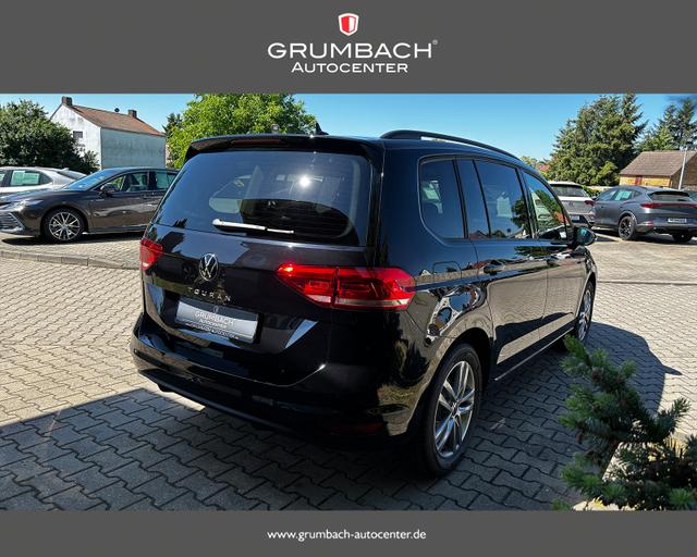 Volkswagen Touran Comfortline Edition 1.5TSI DSG 7Sitzer Navi ACC Sitzh. LED el.Heckkl. Alarm 17Zoll Kamera MY25 