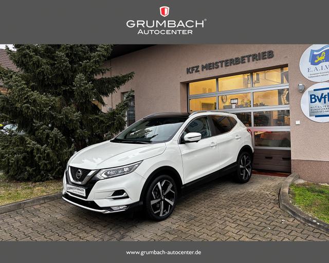 Nissan Qashqai - 1.3 DIG-T DCT Akari (Tekna +) 19Zoll Pano Winterräder 1.Hand Garantie Top Zustand