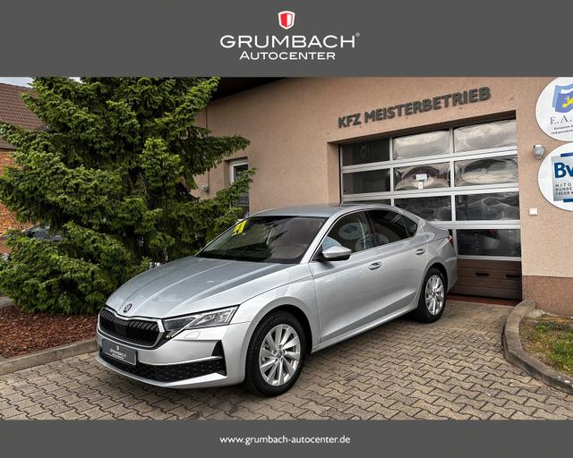 Lagerfahrzeug Skoda Octavia - 1.5 eTSI mHEV DSG7 Selection Matrix Navi Sitzh. ACC el.Heckk. Kamera