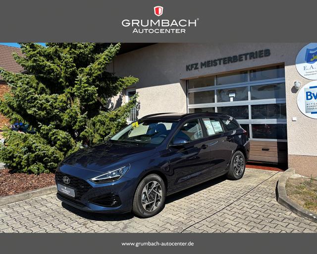 Lagerfahrzeug Hyundai i30 Kombi - 1,0 T-GDI Advantage Facelift LED Sitzh. Lenkr.hzb. Navi Kamera PDC Alu TopAusst.