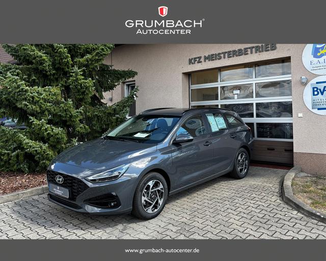 Lagerfahrzeug Hyundai i30 Kombi - 1,0 T-GDI Advantage Facelift LED Sitzh. Lenkr.hzb. Navi Kamera PDC Alu TopAusst.