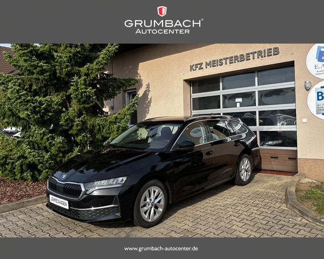 Gebrauchtfahrzeug Skoda Octavia Combi - 1.5 eTSI mHEV DSG7 SelectionPlus ACC el.Heckk. AZV Kamera 3ZonenAC TopAusst.