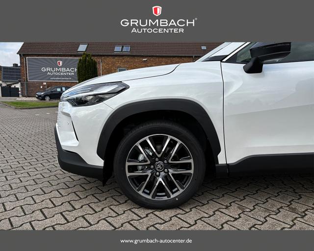 Toyota Corolla Cross Style Teamplayer Hybrid 2,0-l-VVT-i Systemleistung 131 kW (178 PS) Neues Modell 