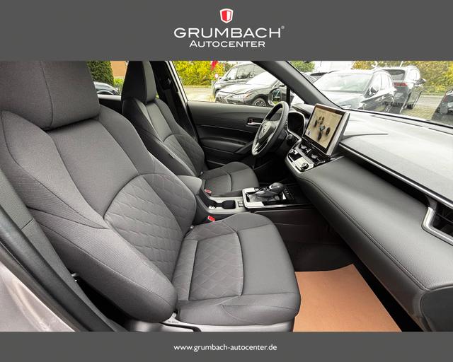 Toyota Corolla Cross Style Teamplayer Hybrid 2,0-l-VVT-i Systemleistung 131 kW (178 PS) Neues Modell 