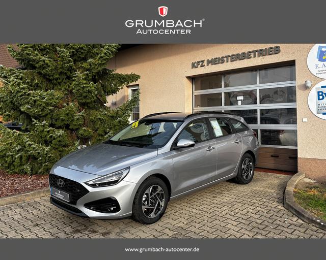 Lagerfahrzeug Hyundai i30 Kombi - 1,0 T-GDI Advantage Facelift LED Sitzh. Lenkr.hzb. Navi Kamera PDC Alu TopAusst.