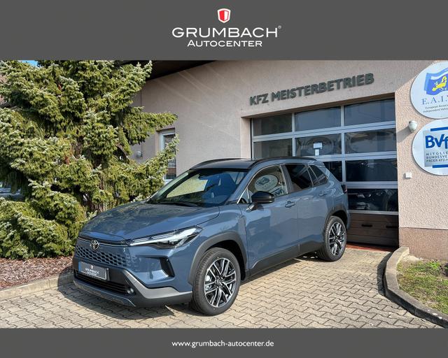 Vorlauffahrzeug Toyota Corolla Cross - Style Teamplayer Hybrid 2,0-l-VVT-i Systemleistung 131 kW (178 PS) Neues Modell
