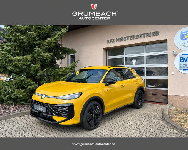 Lagerfahrzeug Volkswagen T-Roc - 1.5 eTSI DSG R-Line Neues Modell BlackStyle Matrix AZV Sitzh. elktr.Heckkl. 19Zoll TopAusst.