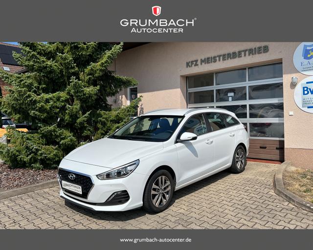 Gebrauchtfahrzeug Hyundai i30 Kombi - 1.4 T-GDI, Style Navi AZV Sitzh. Lenkrad hzb. Alu Kamera PDC Winterr. Garantie Scheckheft