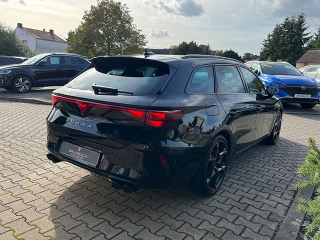 Cupra Leon VZ 2.0TSI 333PS 4Drive DSG Pano AZV Matrix IntelligentDrive Navi Sennheiser Garantie5Jahre 19ZollKupfer 