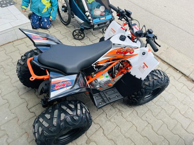 Access Motor Kayo MiniSport 110 Kinderquad Vorwärts- & Rückwärtsgang, Kill-Switch mit Armband 