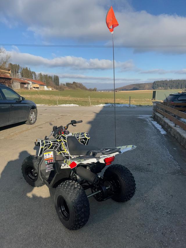 Polaris Outlaw 70 EFI Youth Kinderquad 