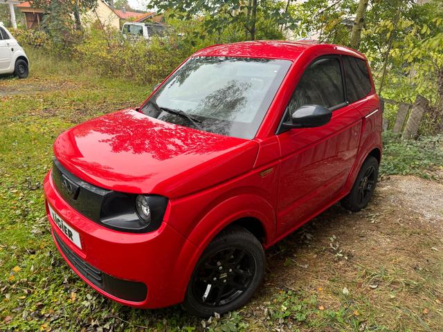 Ligier Myli I.DEAL REVO D+ Trennwand, Fu&szlig;matten Auto ab 15! 