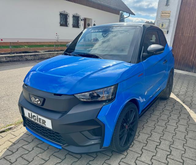 Ligier JS 50 - Sport Ultimate REVO D+ Ultimate, Trennwand, Connect-Paket, SV, Fußmatten Auto ab 15J