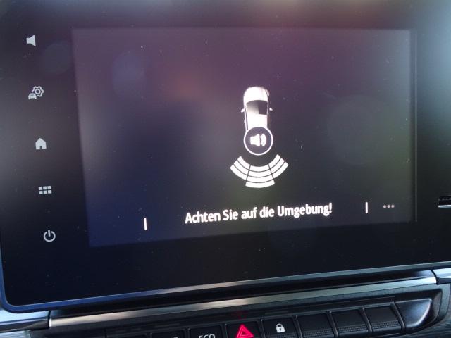 Beispielbilder, ggf. teilweise mit Sonderausstattung
