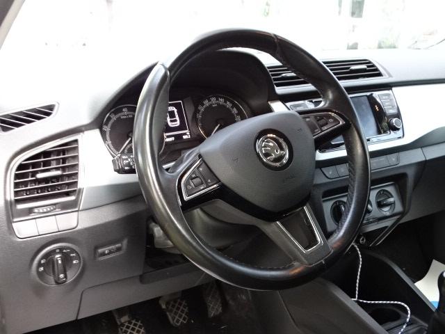 Skoda Fabia Combi Ambition TSI 110 // Klima+Kamera+LED+LM+NSW+PDC+SmartLink+Reling 