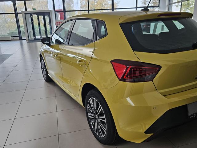Seat Ibiza - Style 115 DSG // ACC+ECC+Full Link+Kamera+LED+PDC+Sihzg