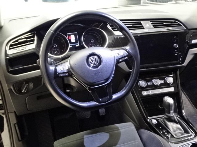 Volkswagen Touran TSI DSG Highline // ACC+behzb.Frontsch+el.HeKl+LED+Navi+RFK+SideAssist+SiHzg 