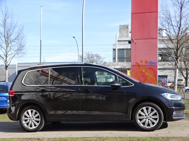 Volkswagen Touran TSI DSG Highline // ACC+behzb.Frontsch+el.HeKl+LED+Navi+RFK+SideAssist+SiHzg 