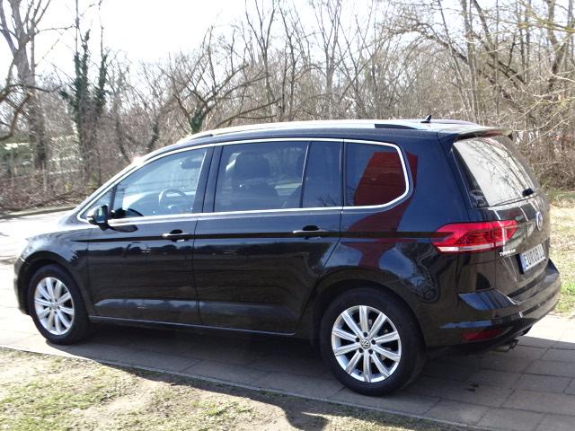 Volkswagen Touran TSI DSG Highline // ACC+behzb.Frontsch+el.HeKl+LED+Navi+RFK+SideAssist+SiHzg 