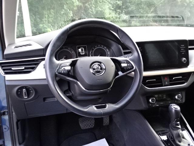 Skoda Kamiq DSG Style // ECC+behzb.Frontsch+el.HeKl+LED+PDC+SiHzg+Sunset+Temp 