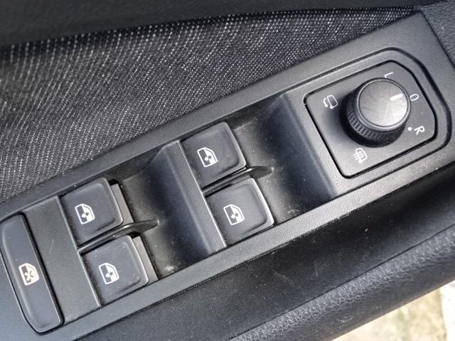 Skoda Kamiq DSG Style // ECC+behzb.Frontsch+el.HeKl+LED+PDC+SiHzg+Sunset+Temp 