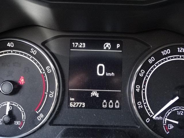 Skoda Kamiq DSG Style // ECC+behzb.Frontsch+el.HeKl+LED+PDC+SiHzg+Sunset+Temp 