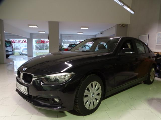 BMW 3er 318i // ECC+LED+Navi+NSW+PDC+SiHzg 