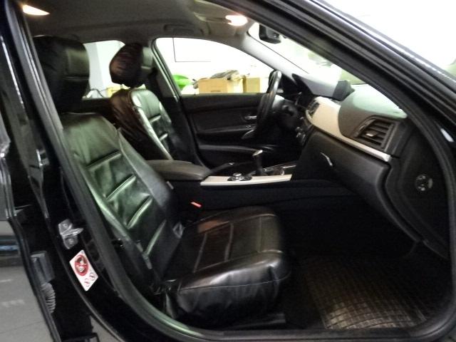 BMW 3er 318i // ECC+LED+Navi+NSW+PDC+SiHzg 