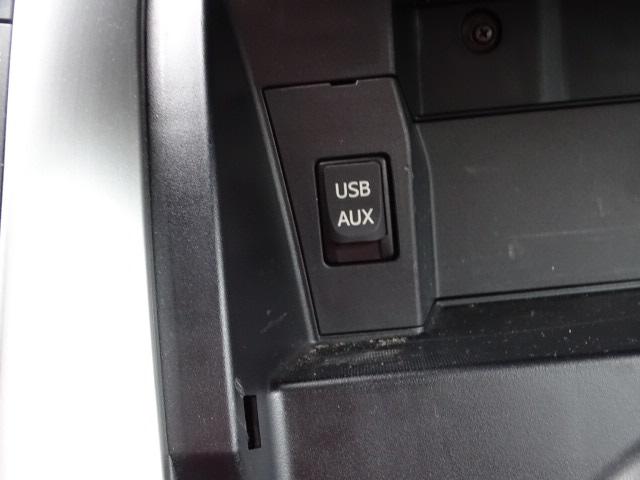 Toyota Auris 1,6 luna // 1.Hd+ECC+el.FH+el.kl.Sp+LM+NSW+SiHzg+Temp 