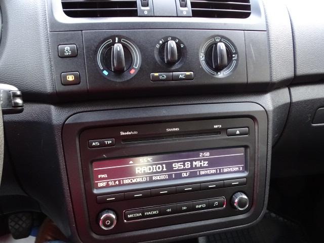 Skoda Fabia 1,2 TSI Ambition // Allwetter+eFH+eSp+Klima+LED+NSW+LM+PDC+SiHzg+TFL 