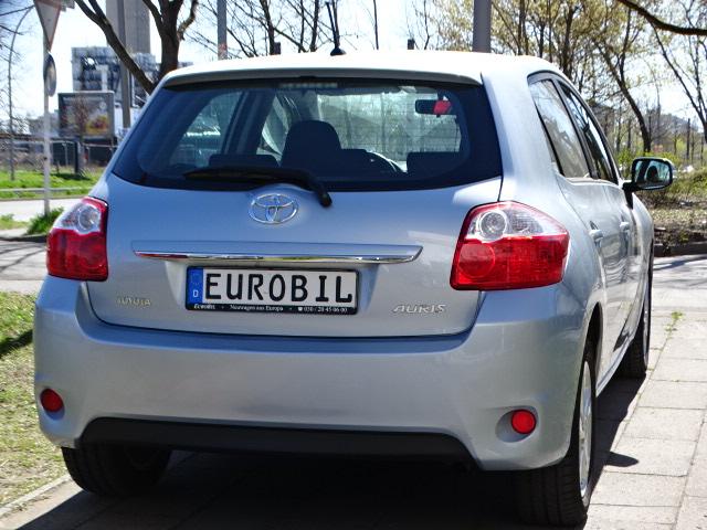 Toyota Auris 1,6 luna // 1.Hd+ECC+el.FH+el.kl.Sp+LM+NSW+SiHzg+Temp 
