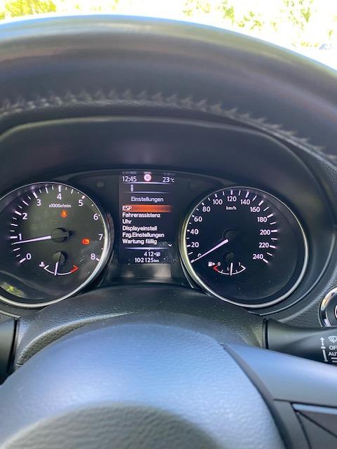 Nissan Qashqai 1,6T N-Connecta // Facelift+Allwetter+AVM+Navi+SpurHalteAss 