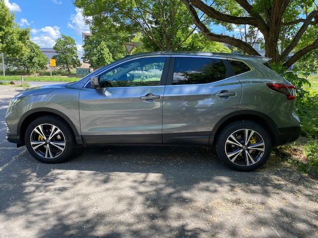 Nissan Qashqai - 1,6T N-Connecta // Facelift+Allwetter+AVM+Navi+SpurHalteAss